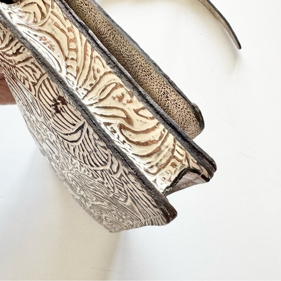Patricia Nash Metallic Forest Tooled Collection Appricale Leather Crossbody Bag - Picture 12 of 16